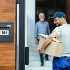 Relaxdays Briefkasten Mit Beleuchtung, Anthrazit, Stahl, 30,5x33,5x10cm, Zeitungsfach, Sichtfenster -Smart Haus Geschaf 6e093e889fa7780e1216998e69a540b5d9f14caf briefkasten relaxdays mit beleuchtung anthrazit